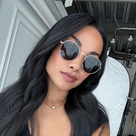 Reflective Lens Round Trendy Sunglasses - Picture 4 of 7